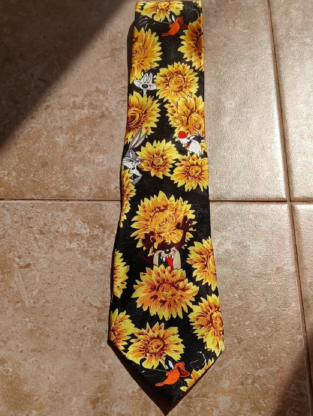 🌻Vintage 90s Warner Bros. Looney Tunes Sunflower Motif Tie